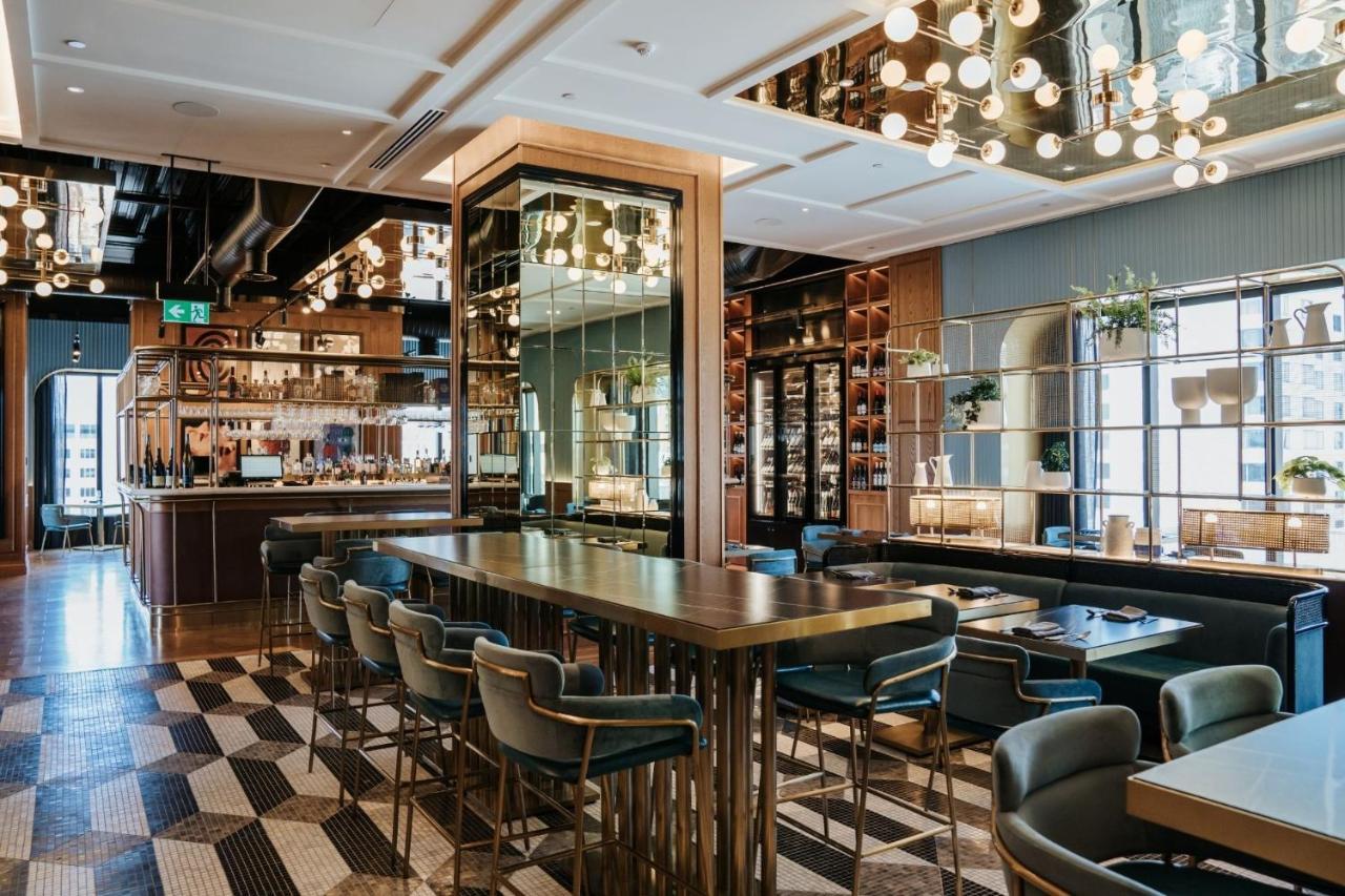 Hotel Sofitel Adelaide Esterno foto The interior of the restaurant